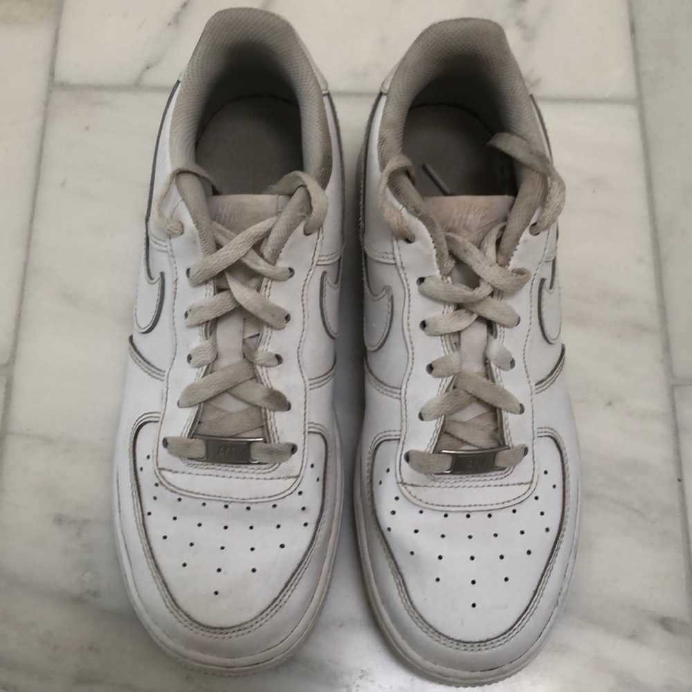 Nike AirForce1 tennis shoes